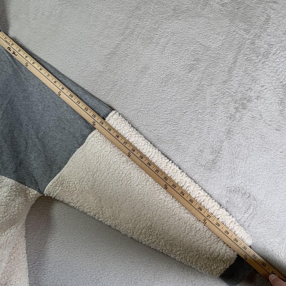 Disney Spirit Jersey Sweatshirt Womens XL Gray Sherpa Fleece Walt Disney World - Picture 6 of 11